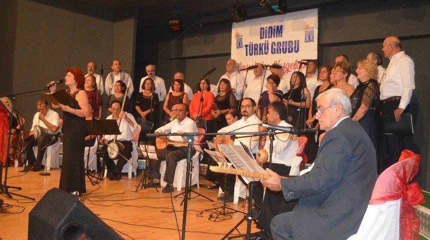 Didim&rsquo;de T&uuml;rk Halk M&uuml;ziği konseri
