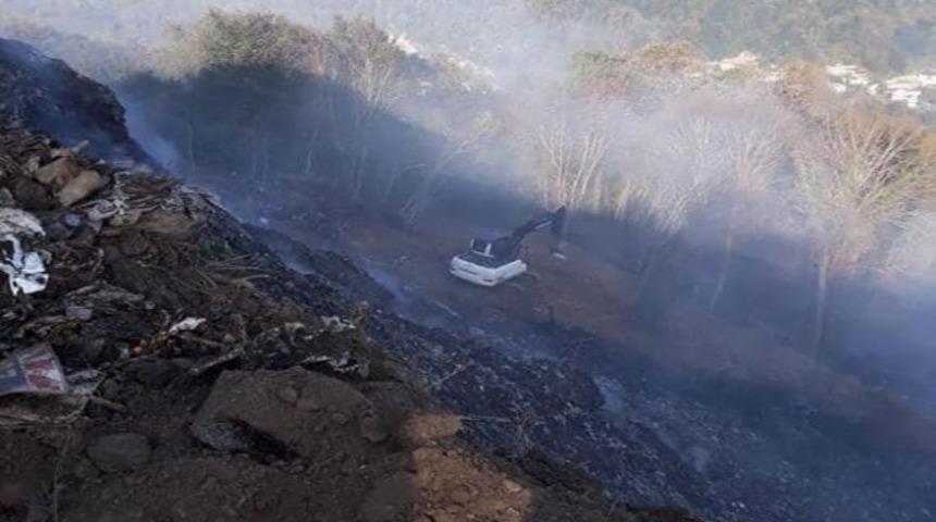 &Ccedil;&ouml;p alanı paraş&uuml;t pisti oluyor