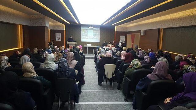 Bayburt&rsquo;ta &ldquo;Peygamber Efendimiz ve Aile&rdquo; konulu konferans d&uuml;zenledi 1