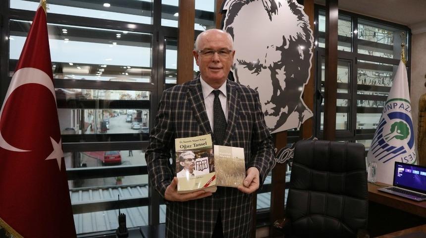 Oğuz Tansel&rsquo;in kitapları Odunpazarı k&uuml;t&uuml;phanelerinde