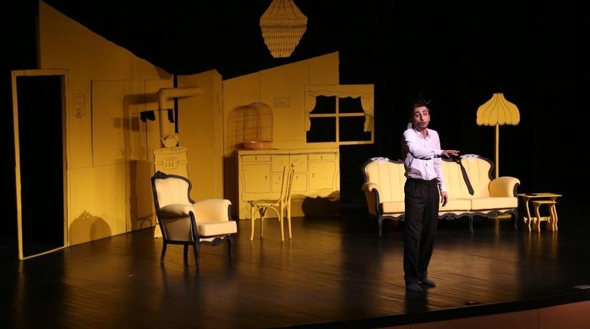 &lsquo;İkinci Dereceden İşsizlik Yanığı&rsquo; oyunu Ankara yolcusu