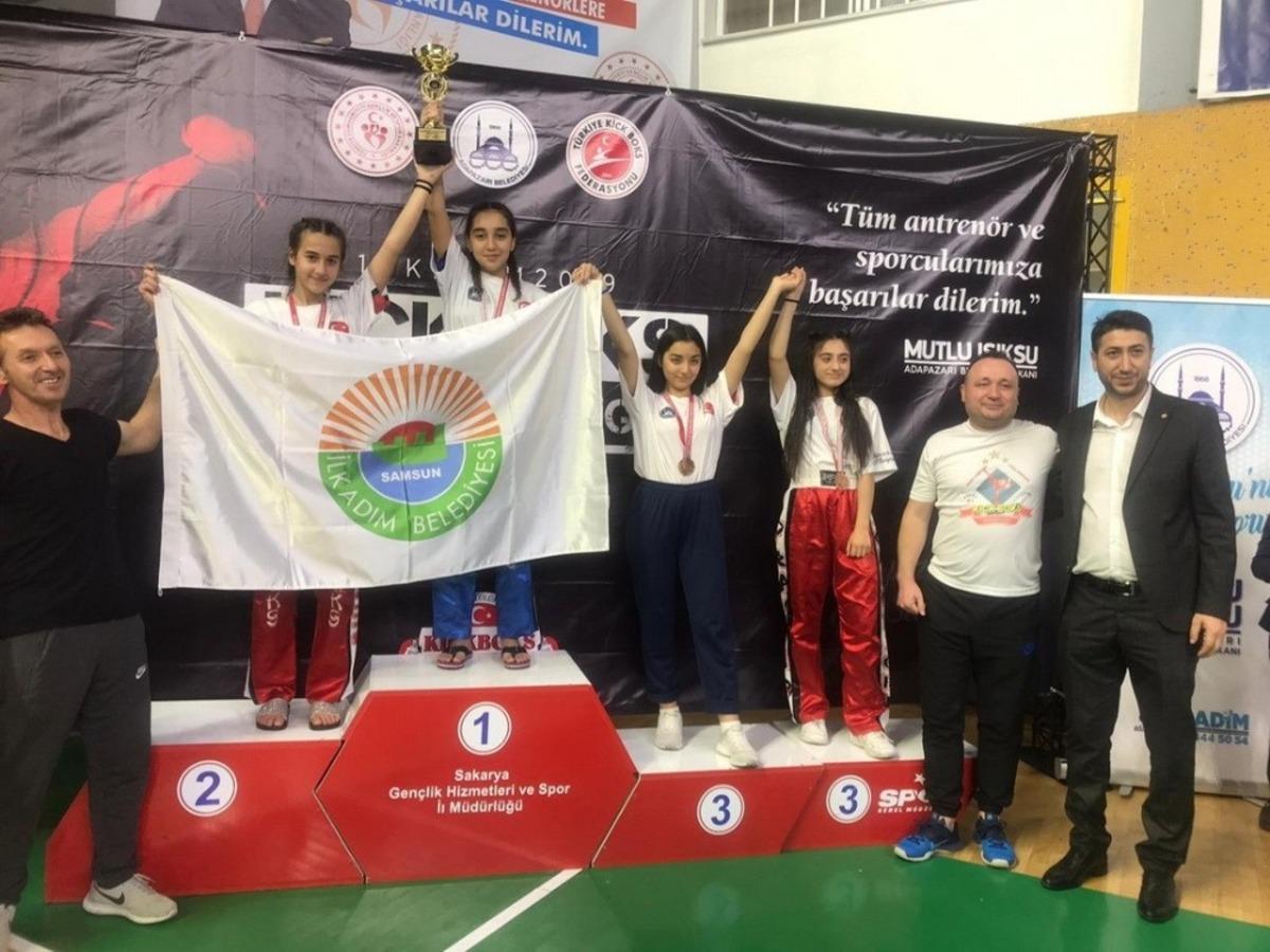 Sakarya Kick Boks Turnuvası&rsquo;na İlkadım damgası