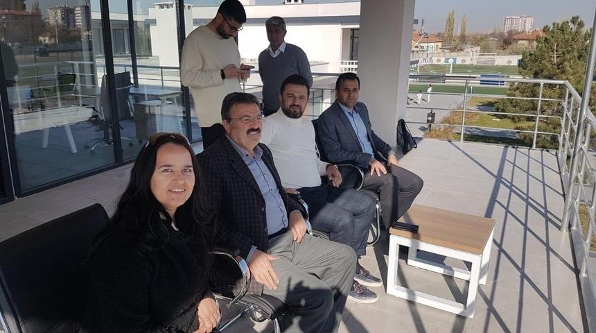 B&uuml;lent Uygun Ampute ma&ccedil;ını izledi