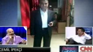 Cemil İpekçi bana asıldı
