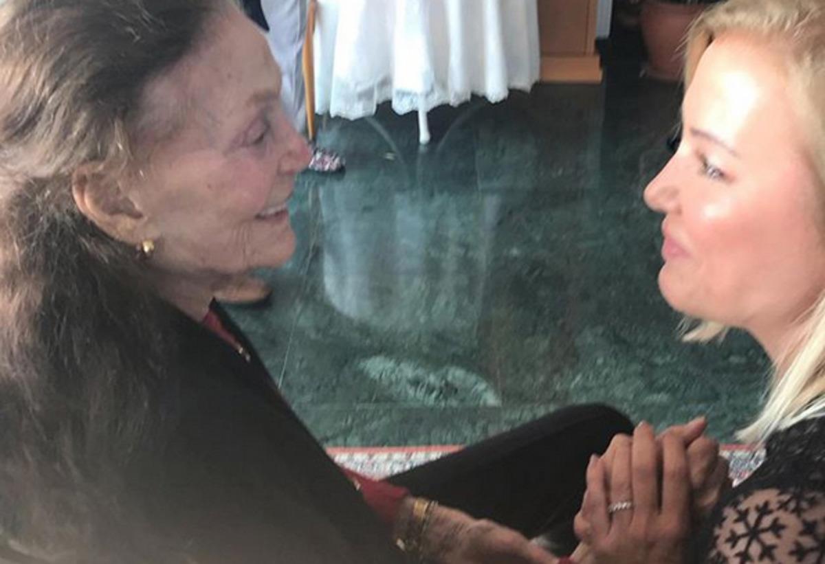 &Uuml;nl&uuml; isimlerden duygusal Yıldız Kenter paylaşımları: 'Hocaların hocasını kaybettik'