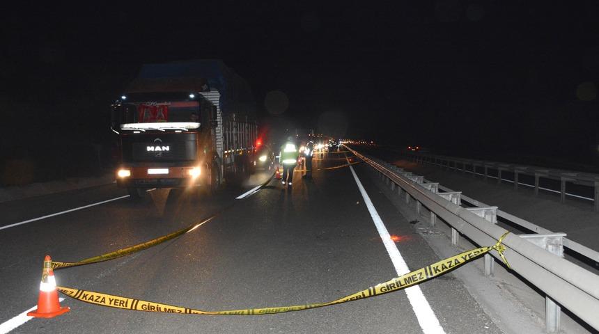 Bilecik'te uygulama noktasındaki uzman &ccedil;avuşlara cip &ccedil;arptı: 1 şehit, 1 yaralı