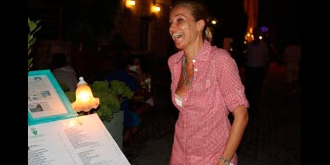 İ&ccedil; &ccedil;amaşırı g&ouml;r&uuml;nd&uuml;