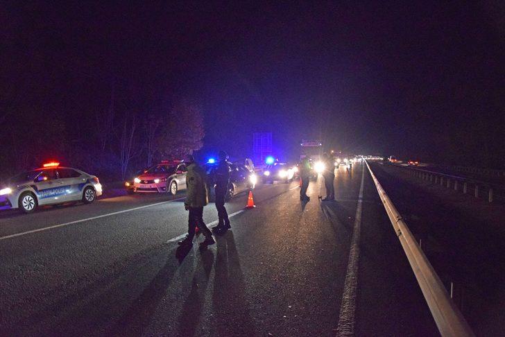 GÜNCELLEME - Bilecik'te uygulama noktasındaki uzman çavuşlara cip çarptı: 1 şehit, 1 yaralı G1