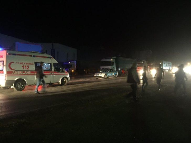 Hatay’da TIR ile otomobil çarpıştı: 5 yaralı G3