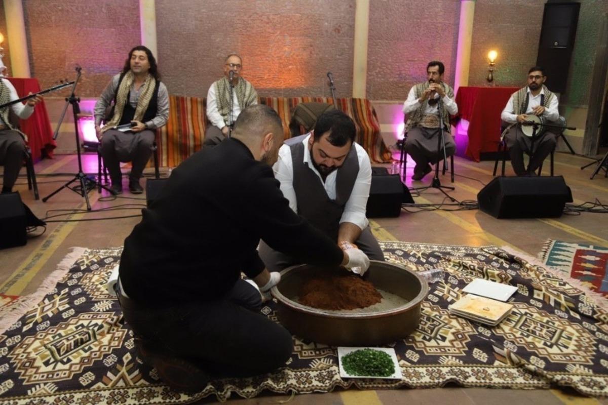 Nevşehir&rsquo;de Şanlıurfa sıra gecesi programı d&uuml;zenlendi