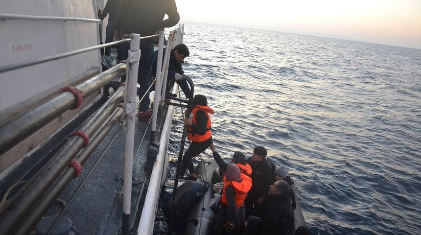 Edirne'de Yunanistan'a geçmeye çalışan 34 kaçak göçmen yakalandı