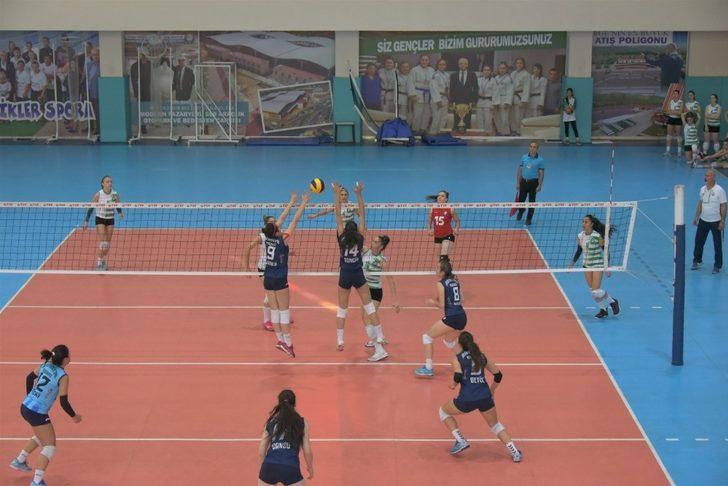 Salihli’nin sultanları evinde kaybetmiyor G3