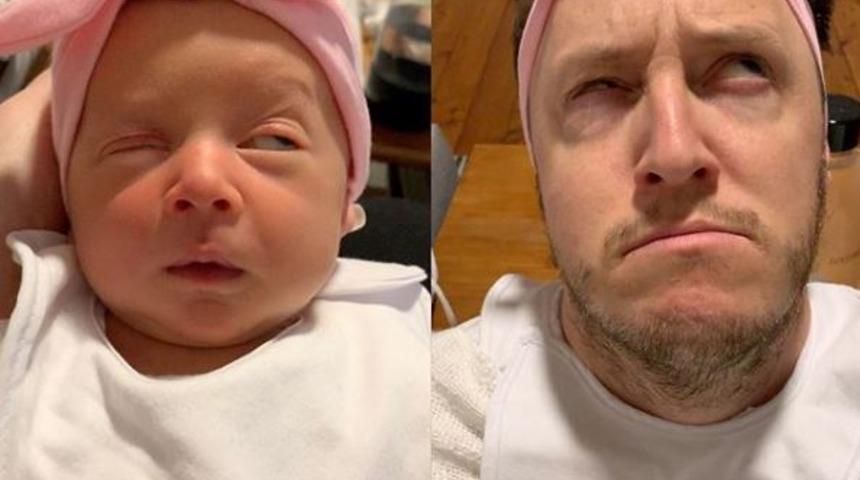 7 haftalık bebeğini taklit eden baba sosyal medyayı coşturdu!