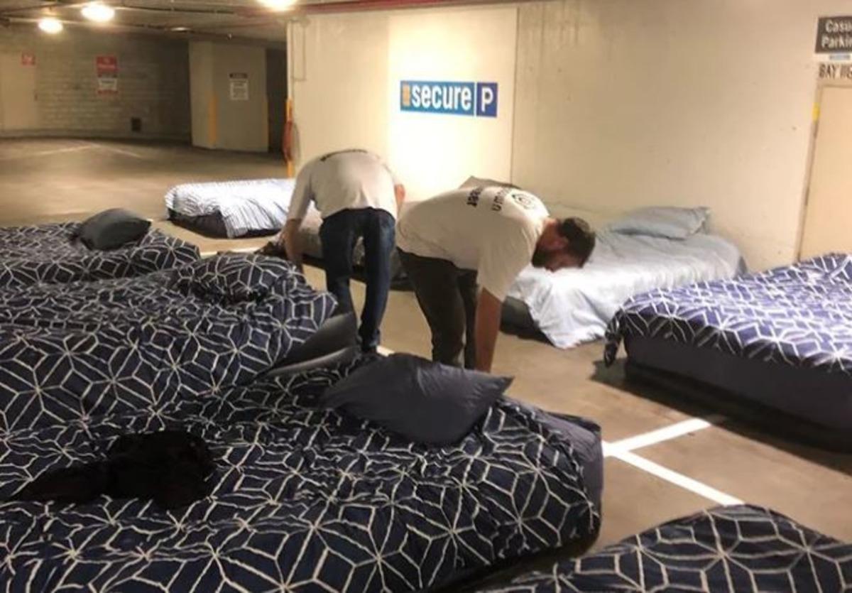 Evsizler i&ccedil;in buldukları fikir b&uuml;y&uuml;k takdir topladı!