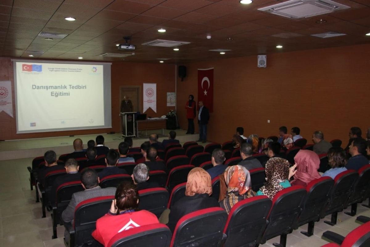 Elazığ&rsquo;da &lsquo;Danışmanlık Tedbiri Eğitim&rsquo; programı