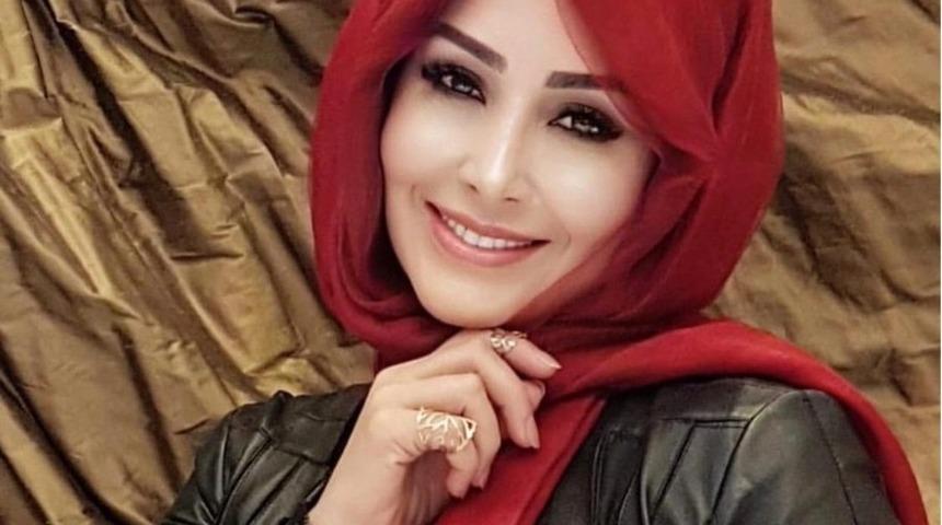 &Uuml;nl&uuml; modacının tesett&uuml;r kombinlerine onur &ouml;d&uuml;l&uuml;