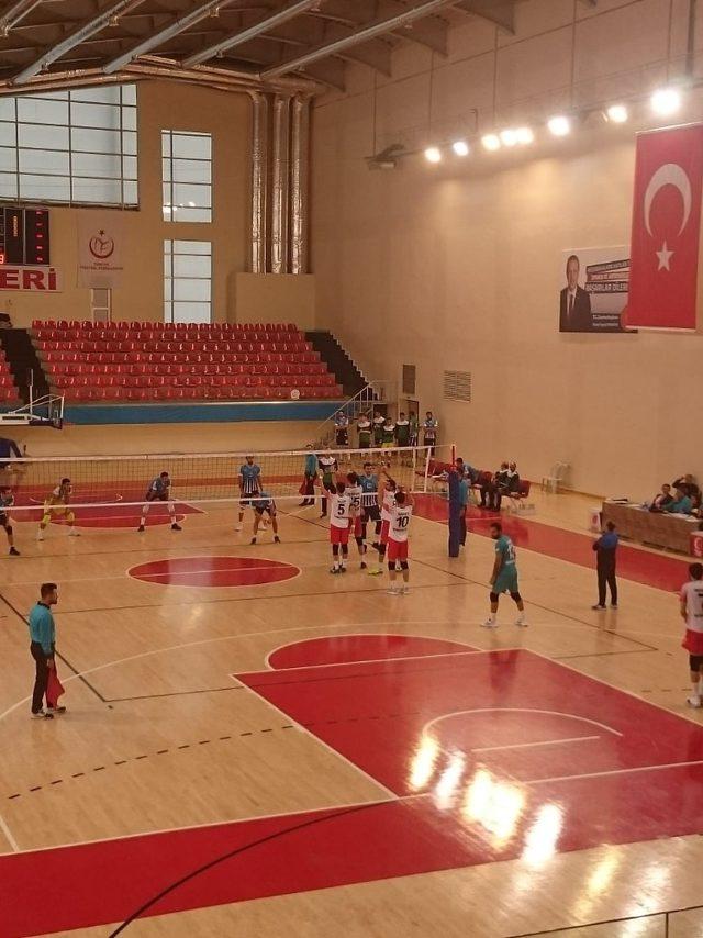 Melikgazi Belediyespor “Beşte beş” galibiyet ile lider