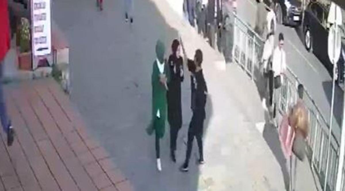 Karak&ouml;y&rsquo;de baş&ouml;rt&uuml;l&uuml; kıza saldıran kadınla ilgili yeni detaylar