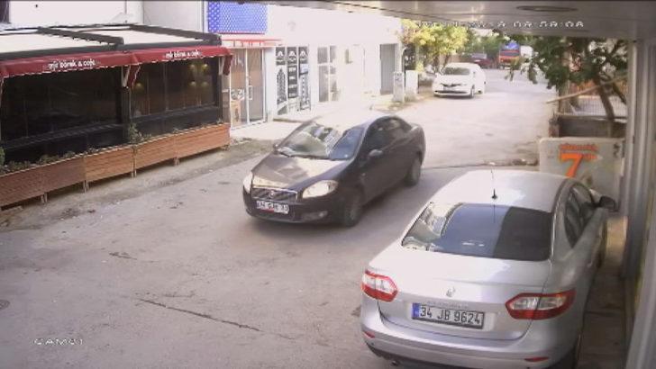 Pendik'te 3 kişiyi öldürmüştü! Yeni kamera görüntüleri ortaya çıktı G1