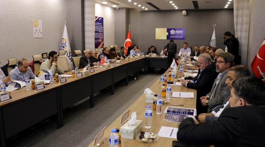 Arap iş adamlarından Türkiye’ye yatırım çağrısı