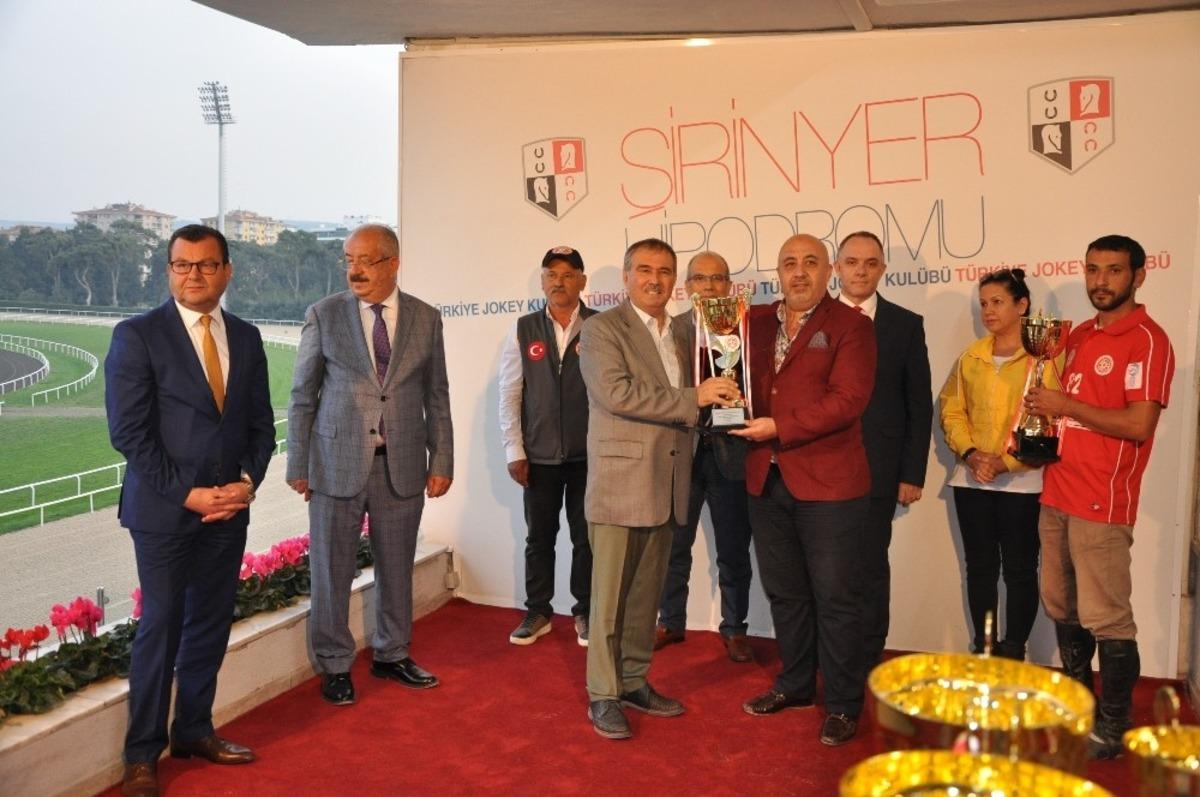 Sandıklılı gen&ccedil; at&ccedil;ı T&uuml;rkiye ikincisi oldu