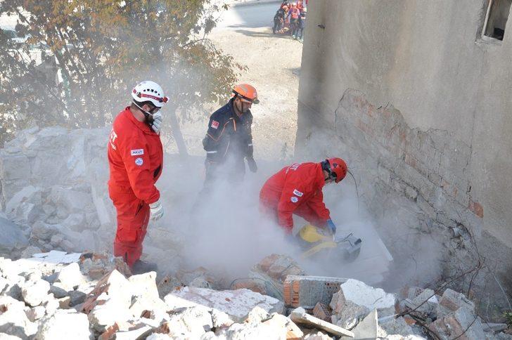 Ankara'da eş zamanlı nefes kesen tatbikatlar G4