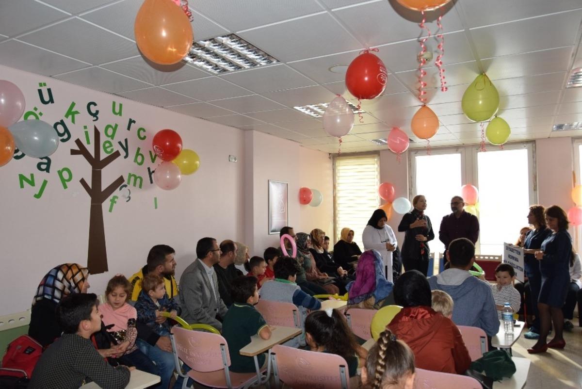 Diyabet hastası &ccedil;ocuklar g&ouml;n&uuml;llerince eğlendi