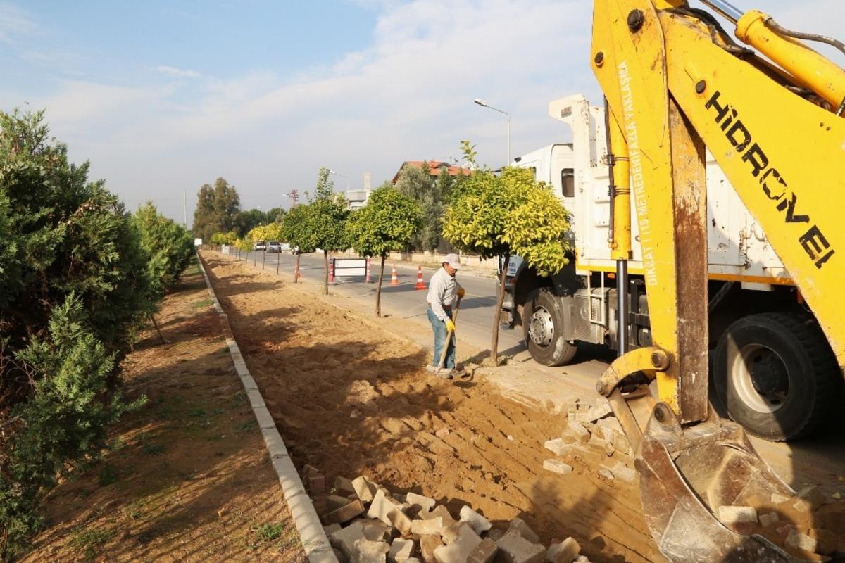 Efeler&rsquo;de bisiklet yolu yapımına başlandı