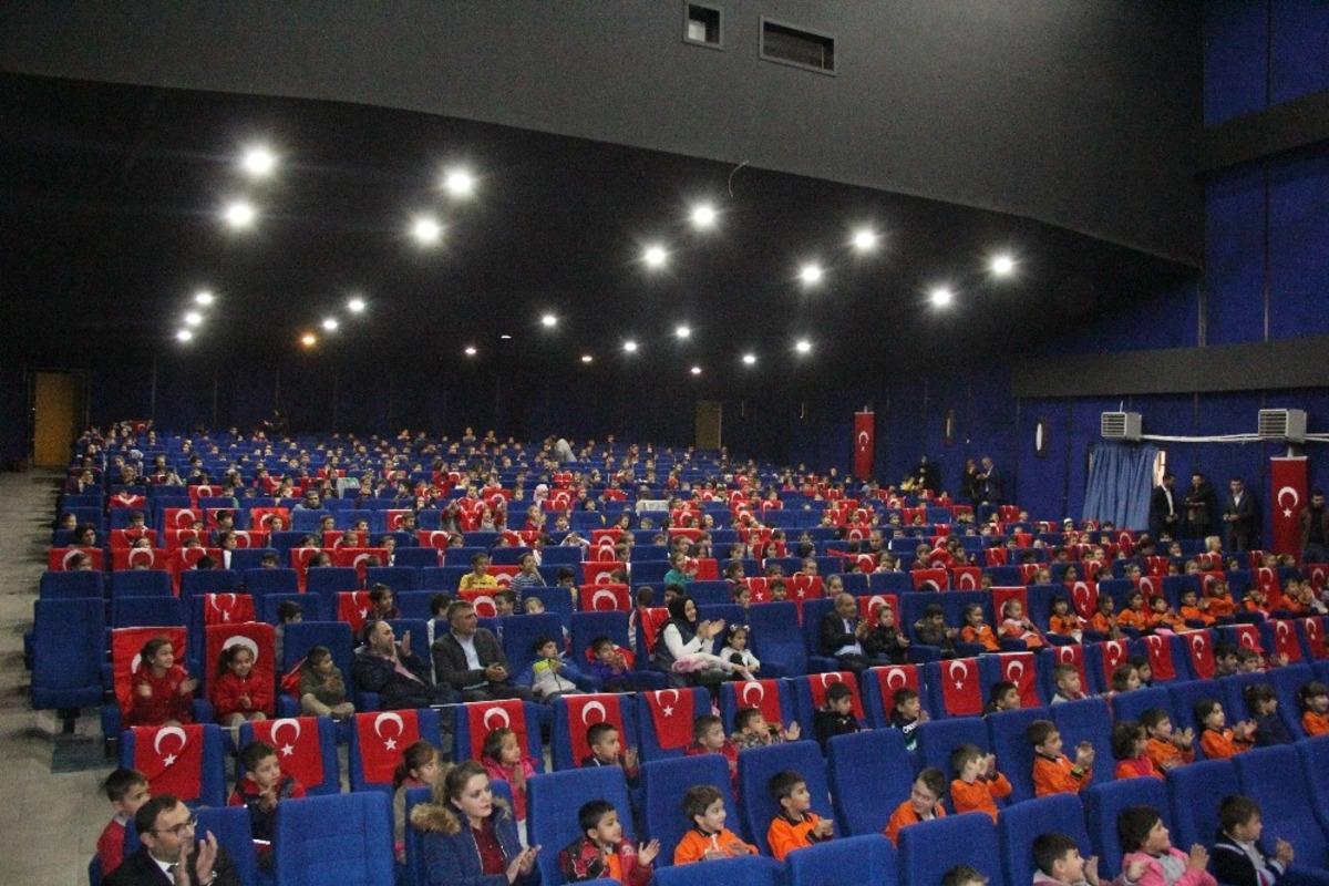 Isparta &Uuml;lk&uuml; Ocakları&rsquo;ndan &lsquo;Keloğlan ile Bilge Dede Korkut&rsquo; isimli &ccedil;ocuk tiyatrosu