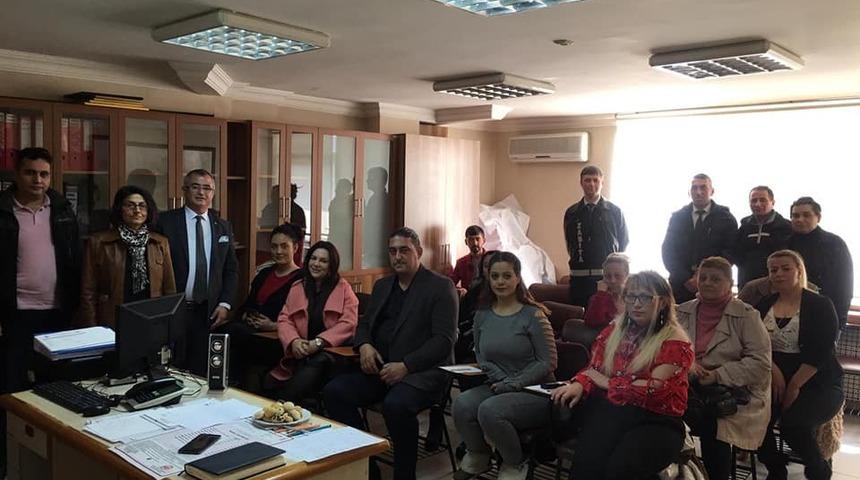 Masaj salonları işletmeci ve mesul m&uuml;d&uuml;rleri bilgilendirildi