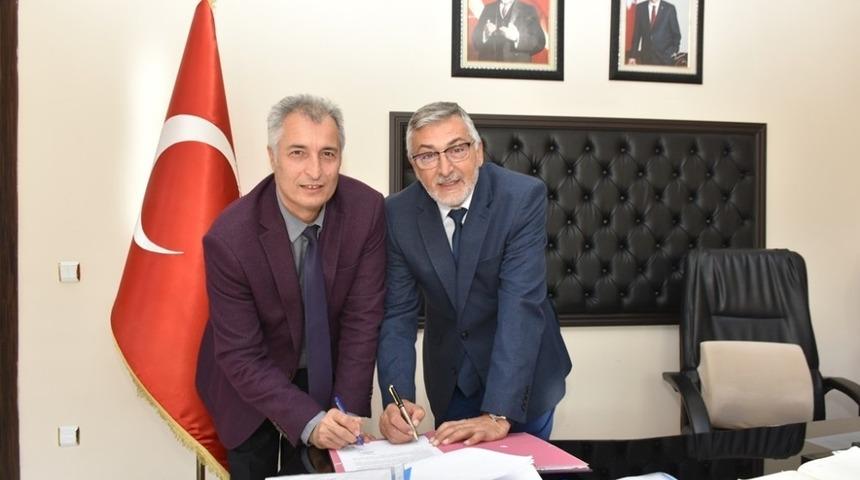 İn&ouml;n&uuml; Belediyesi ve PTT arasında protokol imzaladı