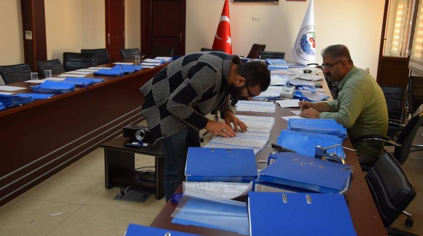 Dilovası Belediye Başkanı Hamza Şayir'in maaşı öğrencilere burs oldu