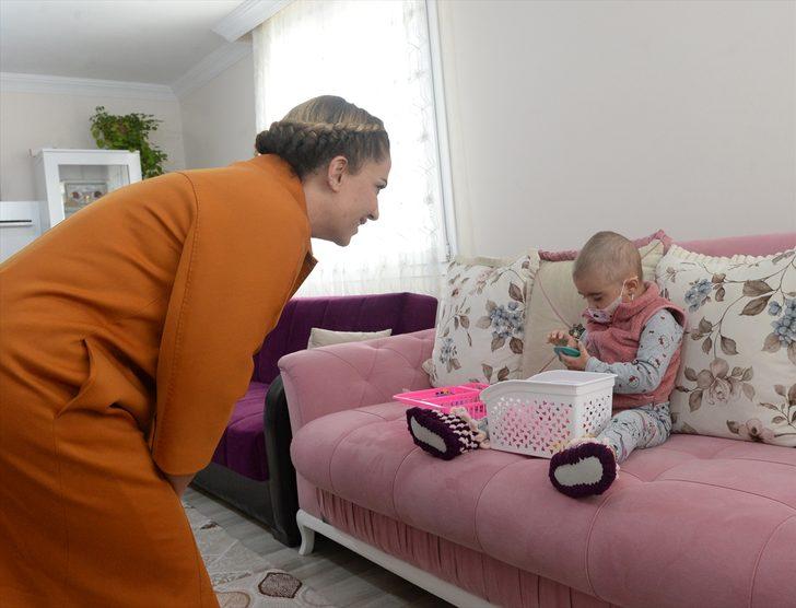 Vali Funda Kocabıyık, HLH hastası Esila bebeği ziyaret etti G2