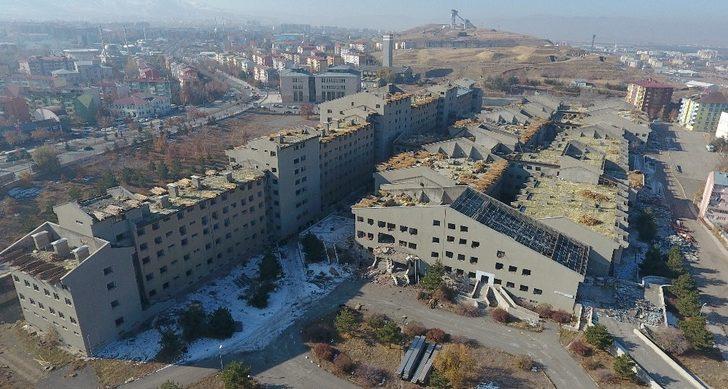 Atıl binanın yıkım sürecini Başkan Sekmen başlattı G1