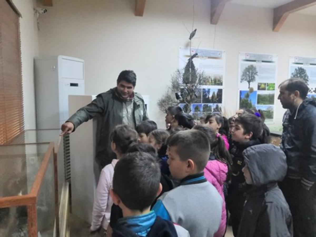 Kovada G&ouml;l&uuml; Milli Parkı&rsquo;nda &ouml;ğrencilere tabiat eğitimi