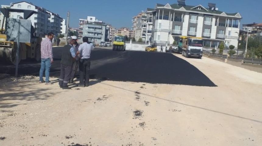 Altınşehir Mahallesinde asfalt &ccedil;alışması