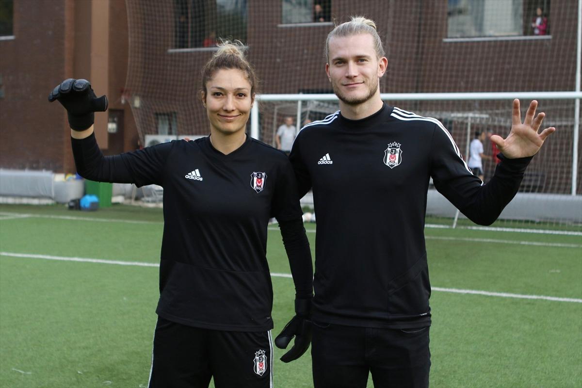 Karius'tan Beşiktaş'ın kadın ve altyapı takımına ziyaret