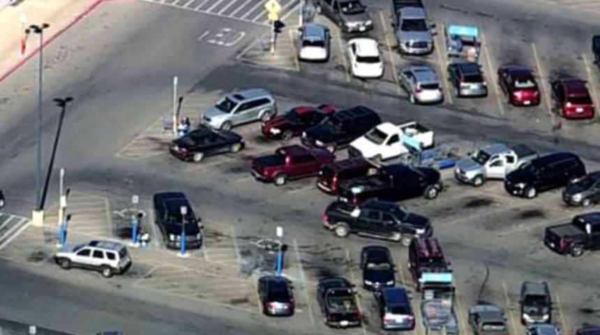 ABD’de AVM otoparkında silahlı saldırı: 3 ölü 