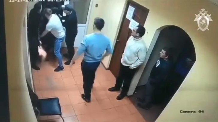 Rusya'da bardan kovulan alkollü adam pompalı ile dehşet yaşattı G2