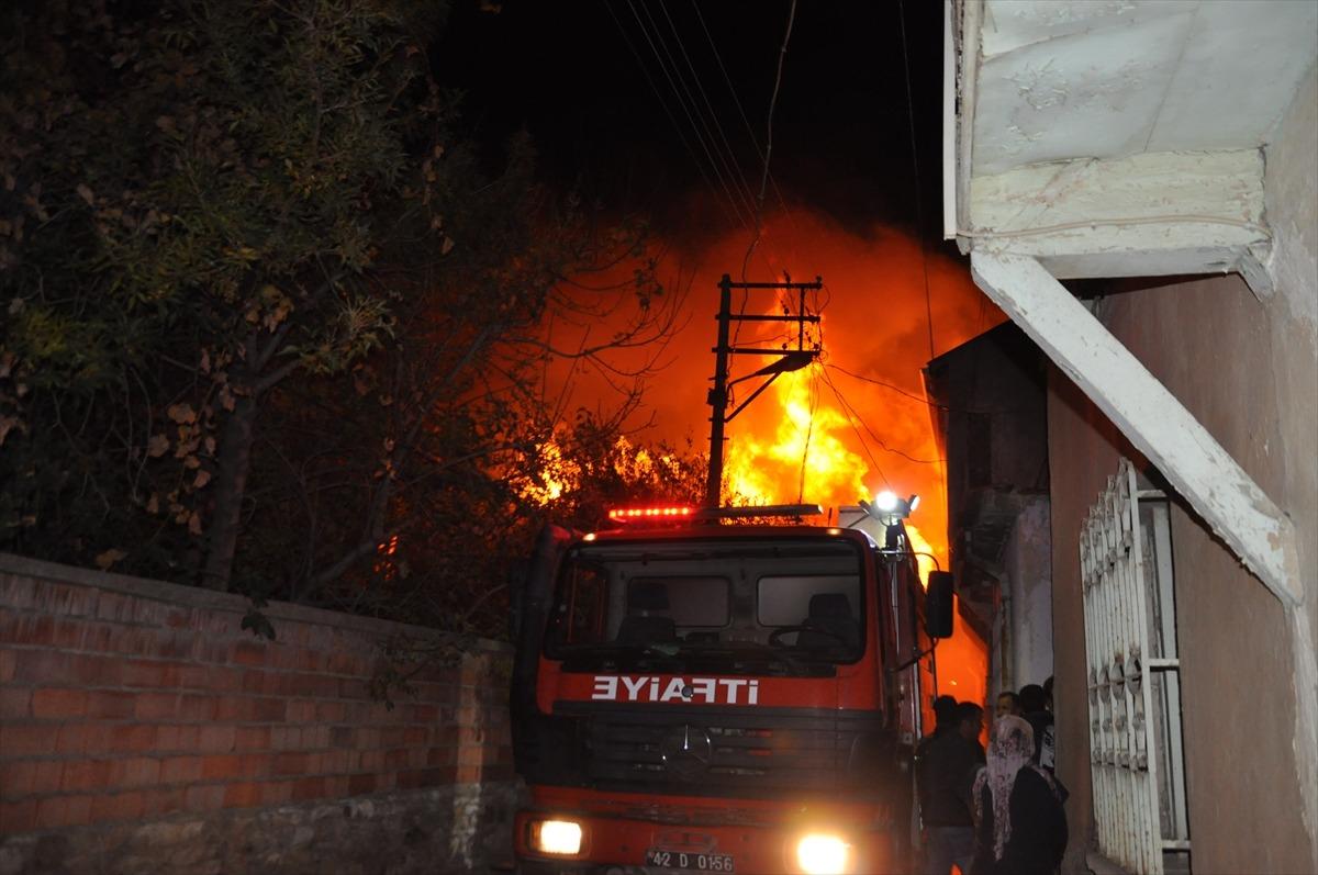 Mahallenin elektriği kesildi! Konya'da korku dolu dakikalar!
