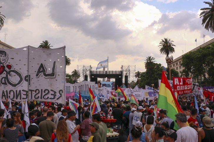 Arjantin'de binlerce kişi Morales'e destek gösterisi düzenledi G3