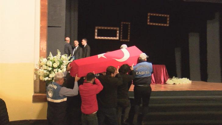 Yıldız Kenter'e veda! İmamoğlu cenazede açıkladı...  G2