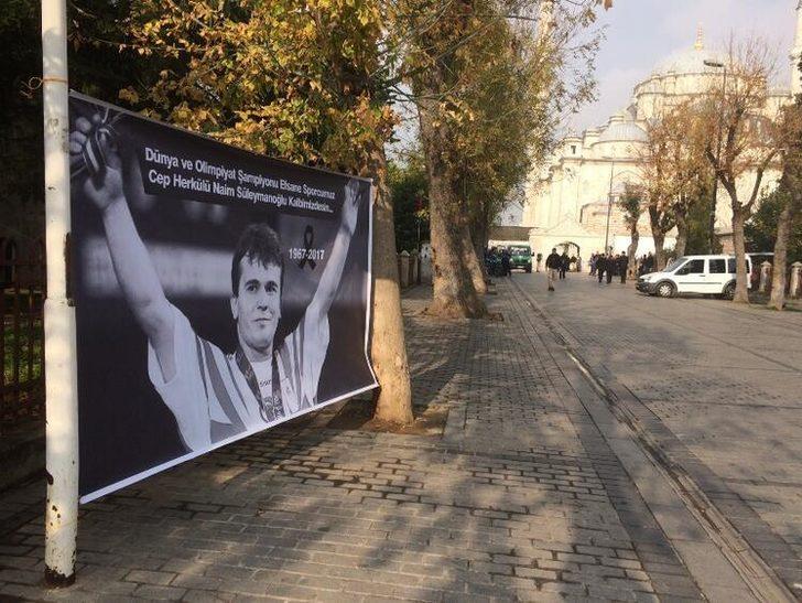 Naim Süleymanoğlu vefatının ikinci yıl dönümünde anıldı G3