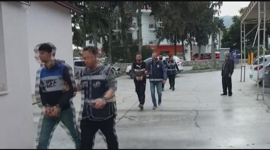 Dat&ccedil;a&rsquo;da 3 organizat&ouml;r tutuklandı