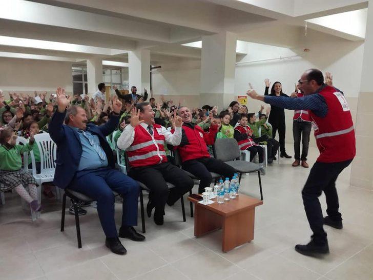 İlkokul öğrencilerine motivasyon eğitimi G3