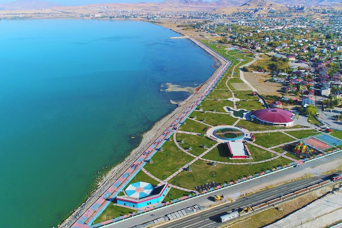 Van&rsquo;ın doğal kaloriferi: Van G&ouml;l&uuml;