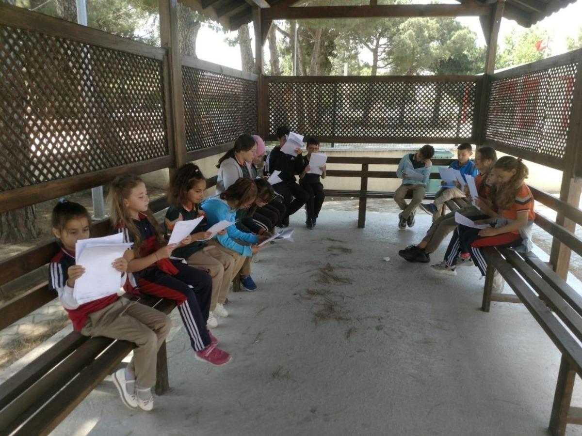 &Ccedil;anakkaleli minik &ouml;ğrencilerden anlamlı proje