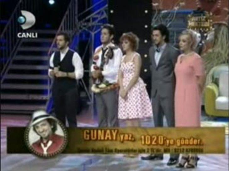 Şehitler için ağladı G4