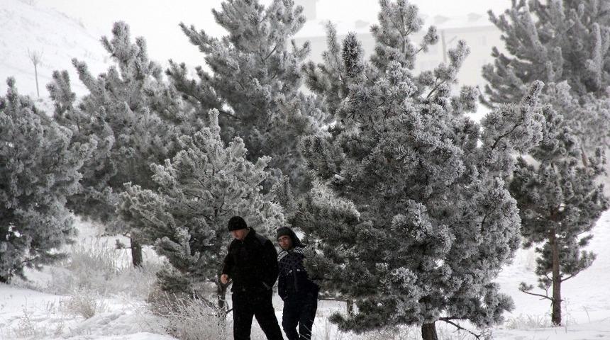 Doğu Anadolu&rsquo;da soğuk hava: G&ouml;le - 14