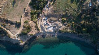 Bakan Kurum talimat vermişti! Karaburun'daki sit alanına yapılan inşaatta yıkım başladı